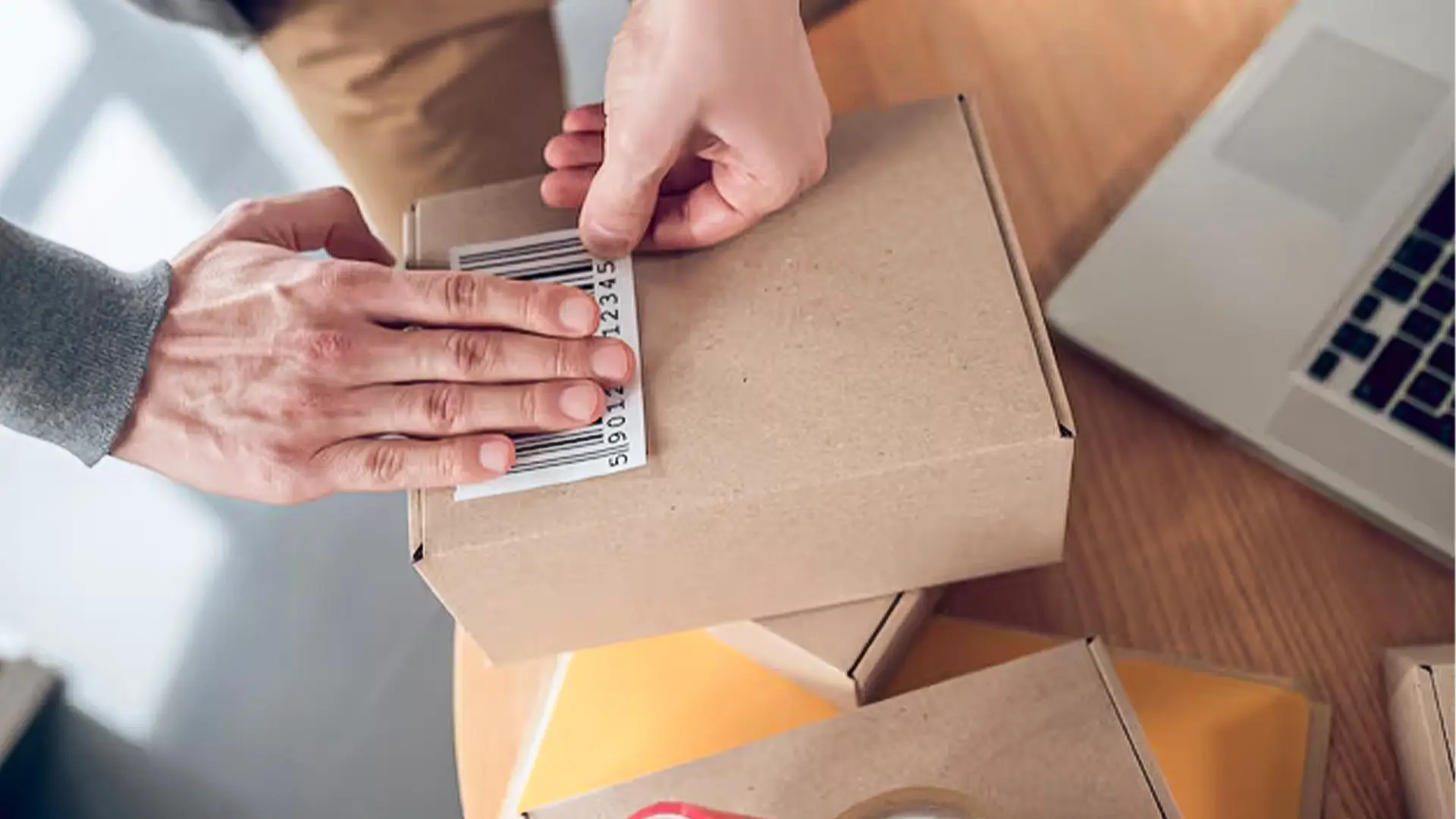 How Bulk Shipping Labels Help Subscription Box Services